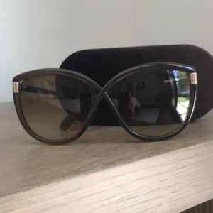 TOM FORD Abbey TF327 Sunglasses